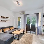 Cozy Studio In Marbella 5 Min Walk To The Beach