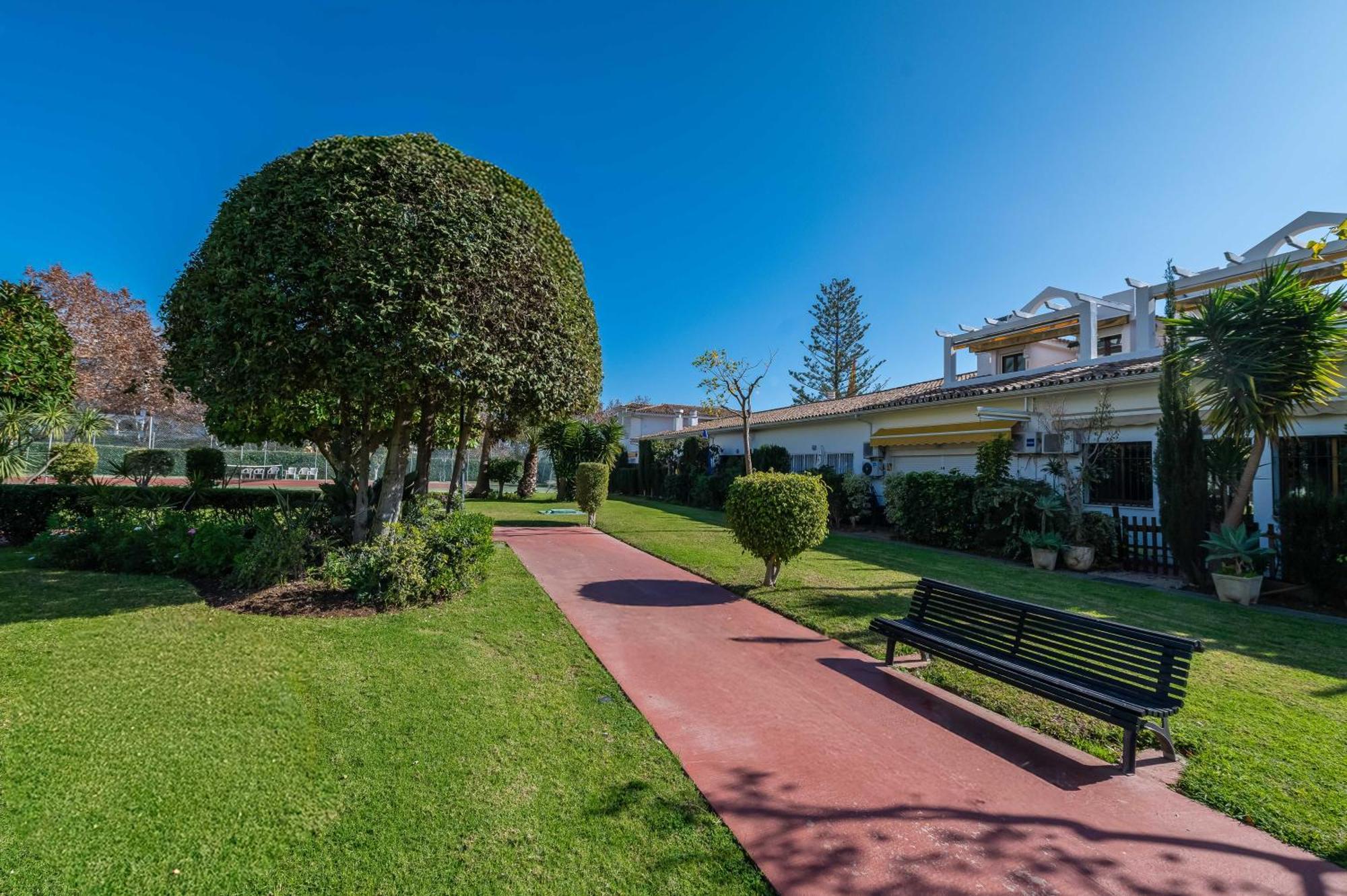 Cozy In 5 Min Walk To The * Marbella